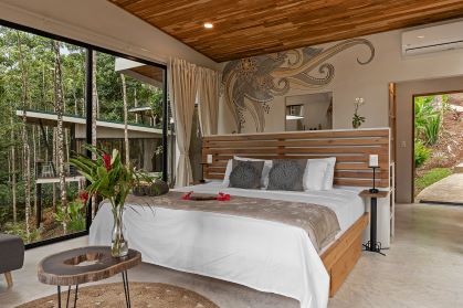 ILONA REAL ESTATE-200
